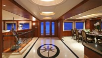 Motor yacht DAYDREAM -  Foyer